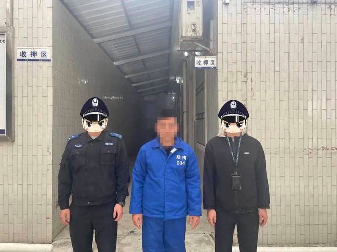 1700克黄金交易现场,嫌疑人被现场抓获