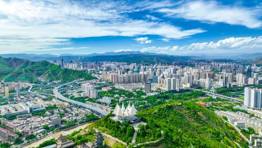 2023年西宁市城市环境空气质量优良率达94.8%