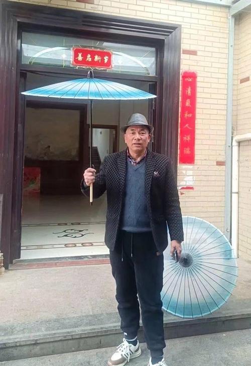 (新春走基层)春晚同款伞走俏 浙江富阳传统技艺又迎“高光时刻”