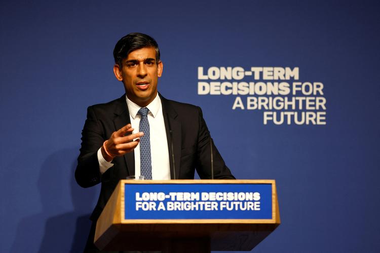 英国前首相苏纳克任命保守党影子内阁